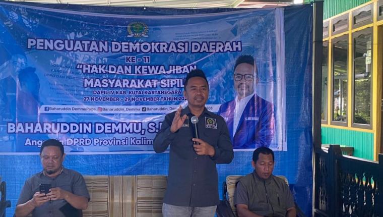 Baharuddin Demmu Ajak Masyarakat Loa Ipuh Tingkatkan Literasi Politik untuk Demokrasi Kaltim