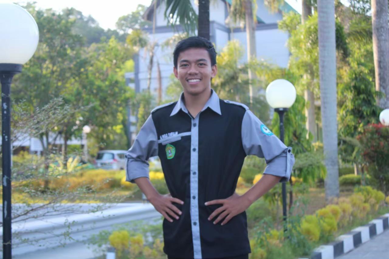 Pancasila: Bukan Meniru, Tapi Meramu Jati Diri Bangsa