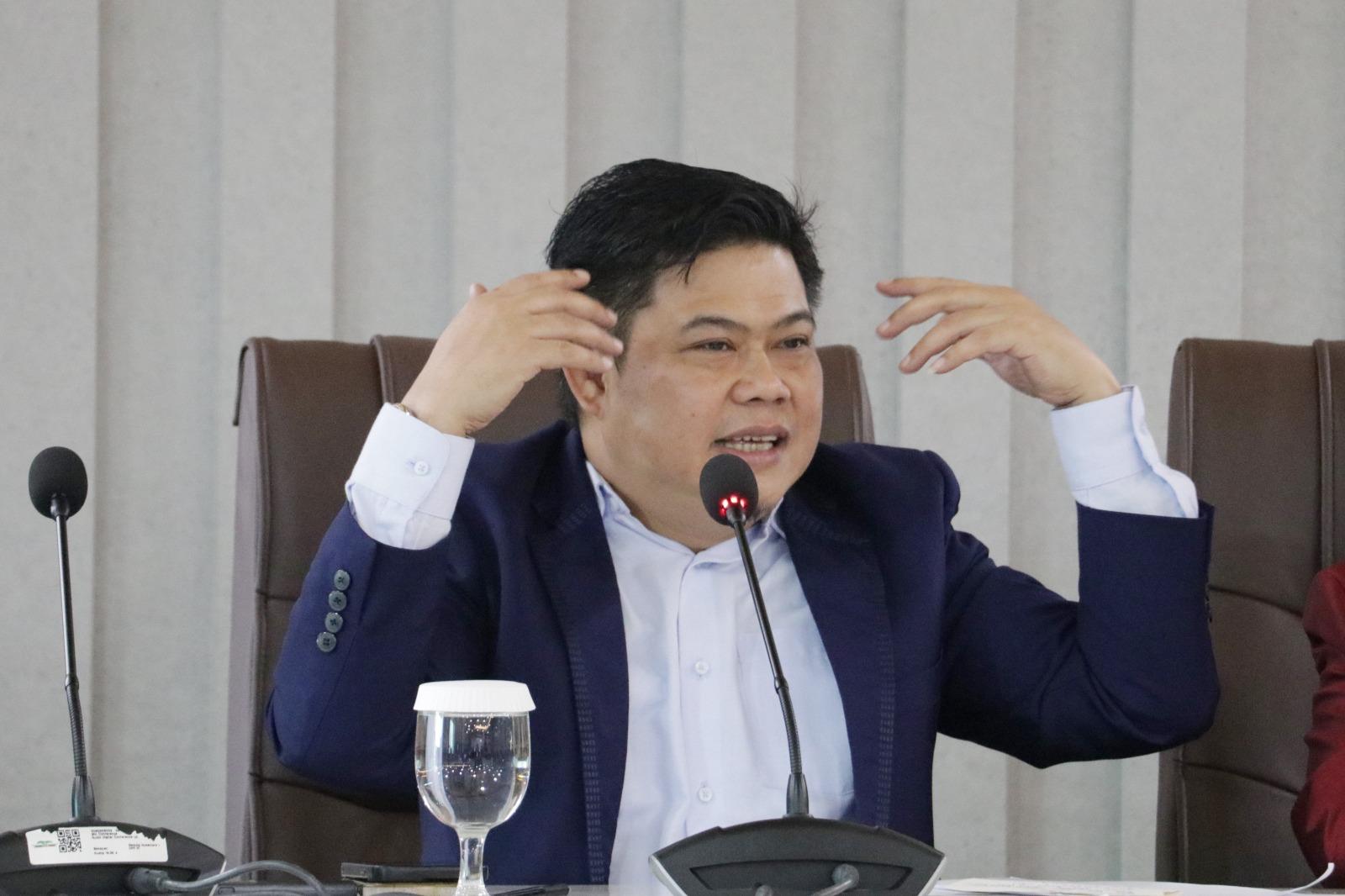 Oleh Soleh Desak Kemhan Hentikan Sementara Latsarmil Calon Manajer Kopdes Merah Putih