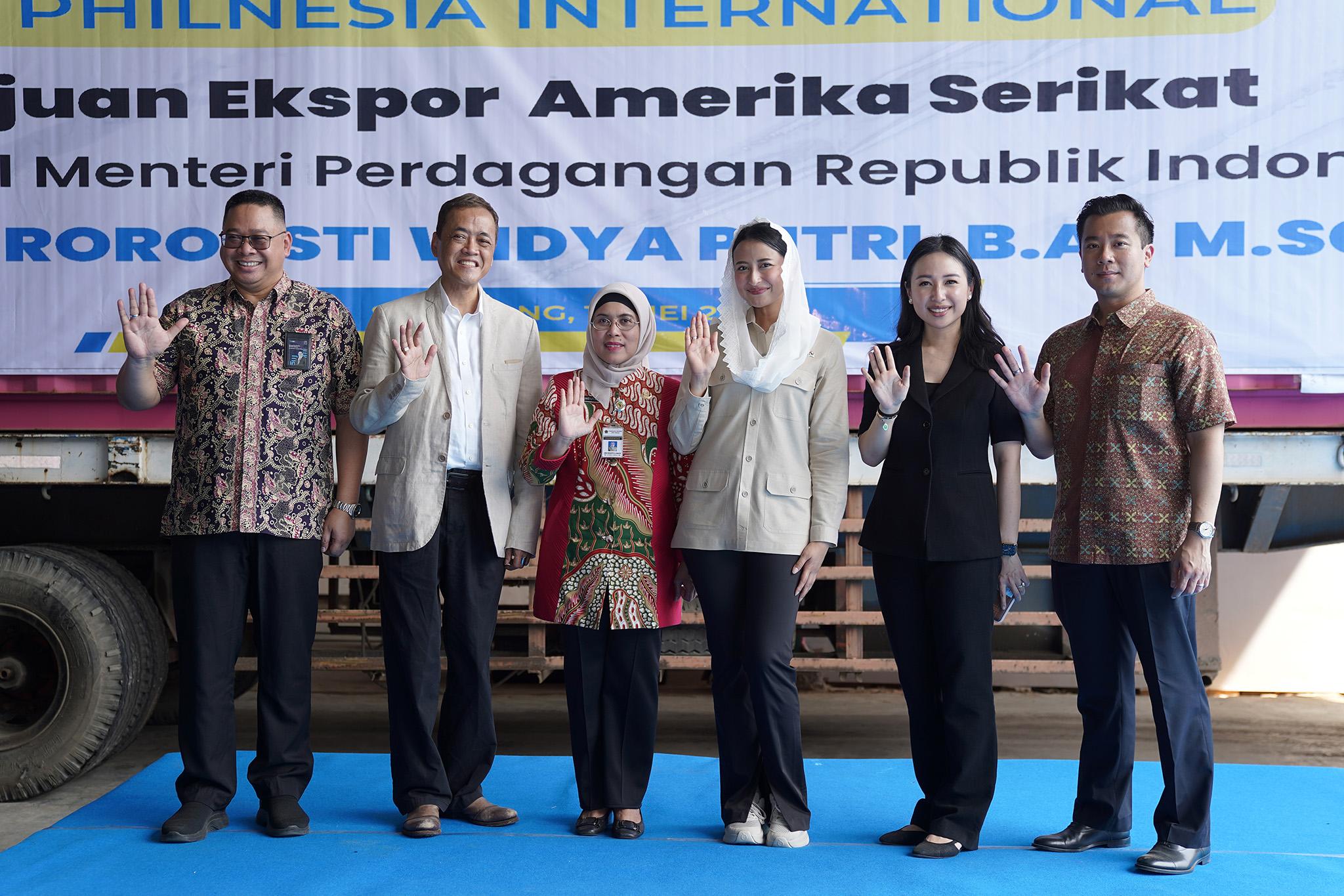 Wamendag Lepas Ekspor Furnitur ke AS, Tegaskan Pentingnya Kolaborasi Pemerintah dan UMKM