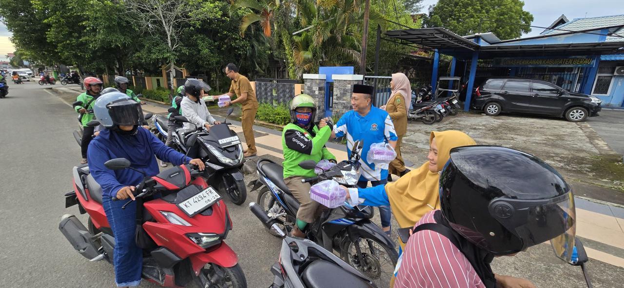 DPC HNSI Berau Gelar Aksi Berbagi Takjil, Siapkan Agenda Strategis Usai Lebaran